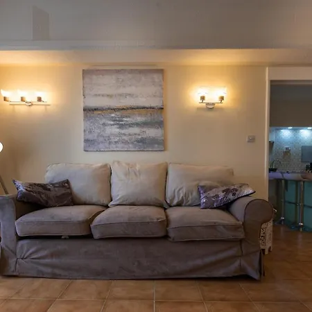 Ocean Heights Suite-hosted By Sweetstay * Gibraltar